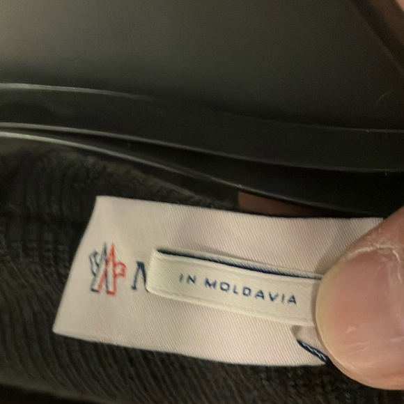 Moncler Maglione Tricot Cardigan Hooded Jacket - Picture 7 of 8